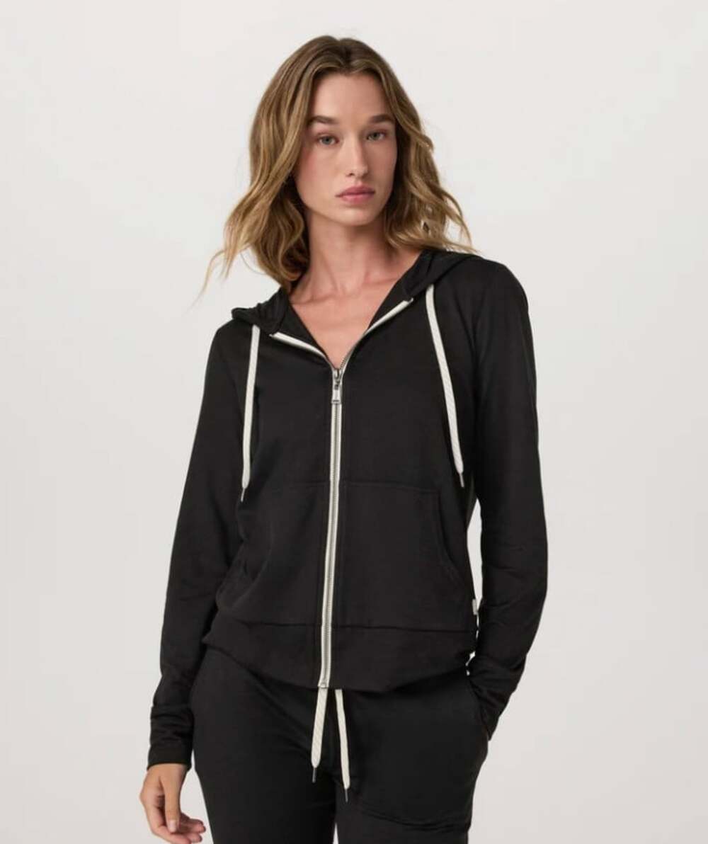 Vuori Halo Performance Hoodie 2.0 in Black Heather Size XS